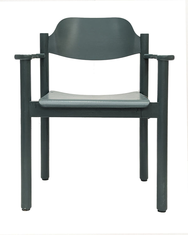 Tanngrün Dunkelgrün lackierter Holzstuhl mit Armlehnen