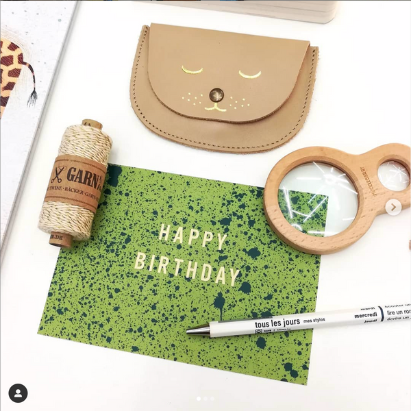 Happy Birthday Sprenkel Grün Postkarte
