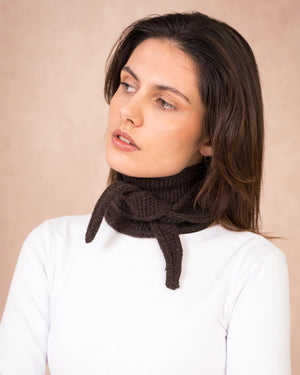 Kleiner Schal aus Wolle Chocolate