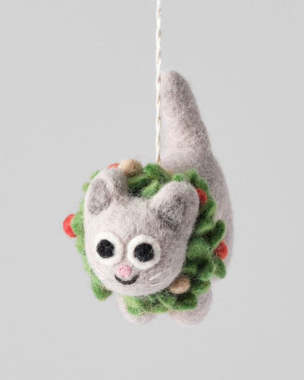 Cat in Wreath Filzanhänger