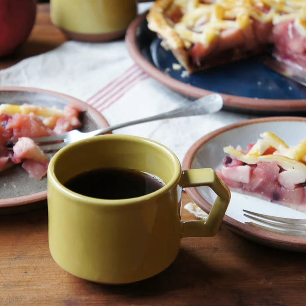 Chips stackMug Solid Mustard