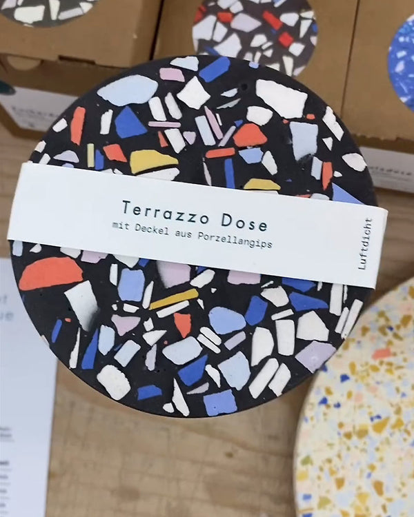 Dose 700ml Terrazzo Bold Schwarz Lux
