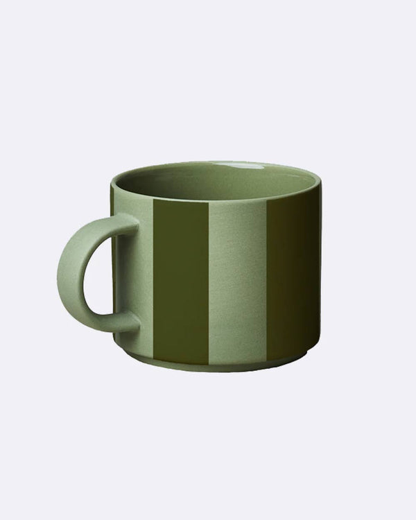 Chic.Mic Good Mood Tasse Eucalyptus Striped, zylindrische Keramiktasse mit dezenten grünen Streifen, 280 ml Fassungsvermögen, durchgefärbtes Porzellan, ideal für Kaffee oder Tee.