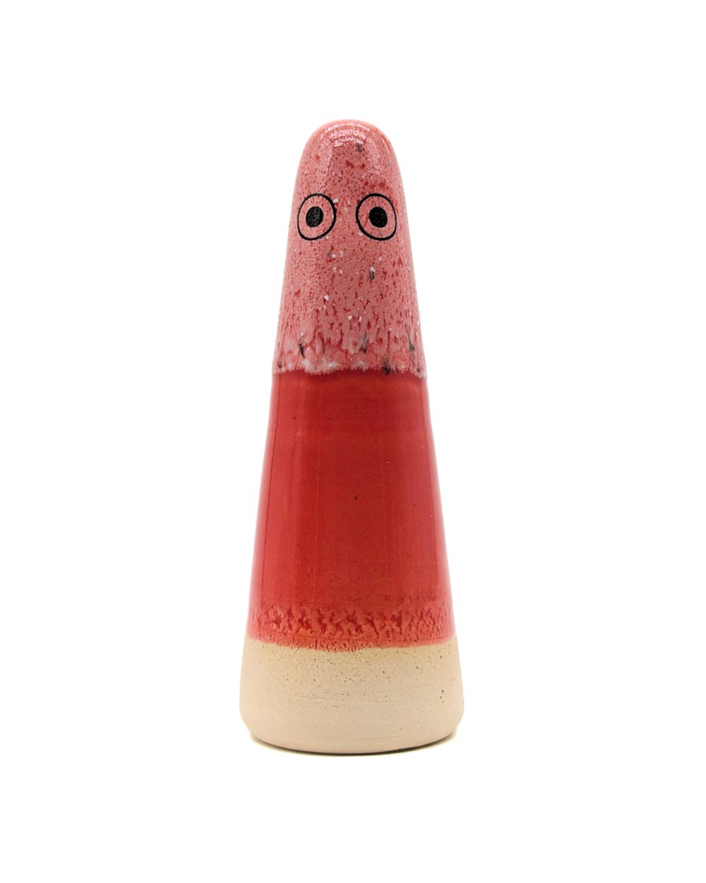 Studio Arhoj - Ghost No. 56: Kleiner, handgefertigter Keramikgeist mit unglasiertem Sockel und roter, pinker Glasur. Zwei schwarze Punkte als Gesicht, einzigartiges, dekoratives Wohnaccessoire.