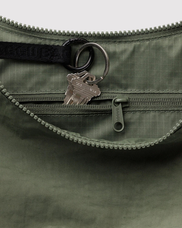 Baggu Medium Nylon Crescent Bag Caper