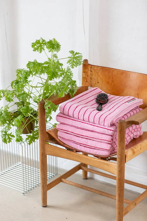 Naram Handtuch Baby Pink & Ski Patrol (50x80cm)