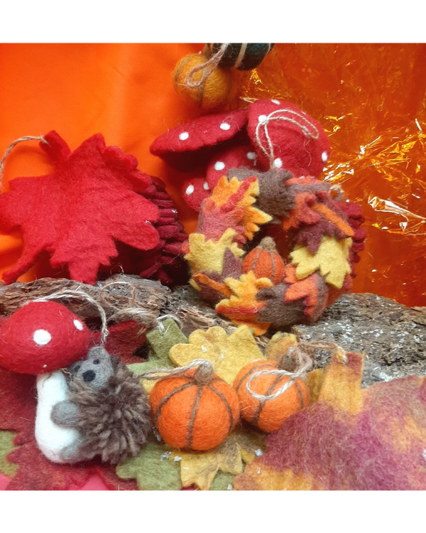 Toadstool Hedgehog Filzanhänger