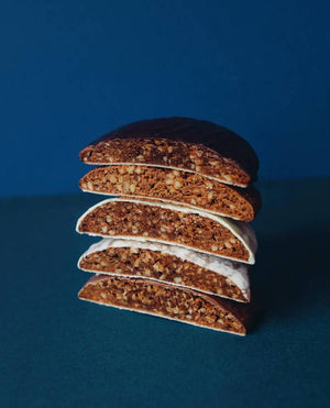 Lebkuchen Dose Maya Stepien mit 5 gemischten veganen Elisen