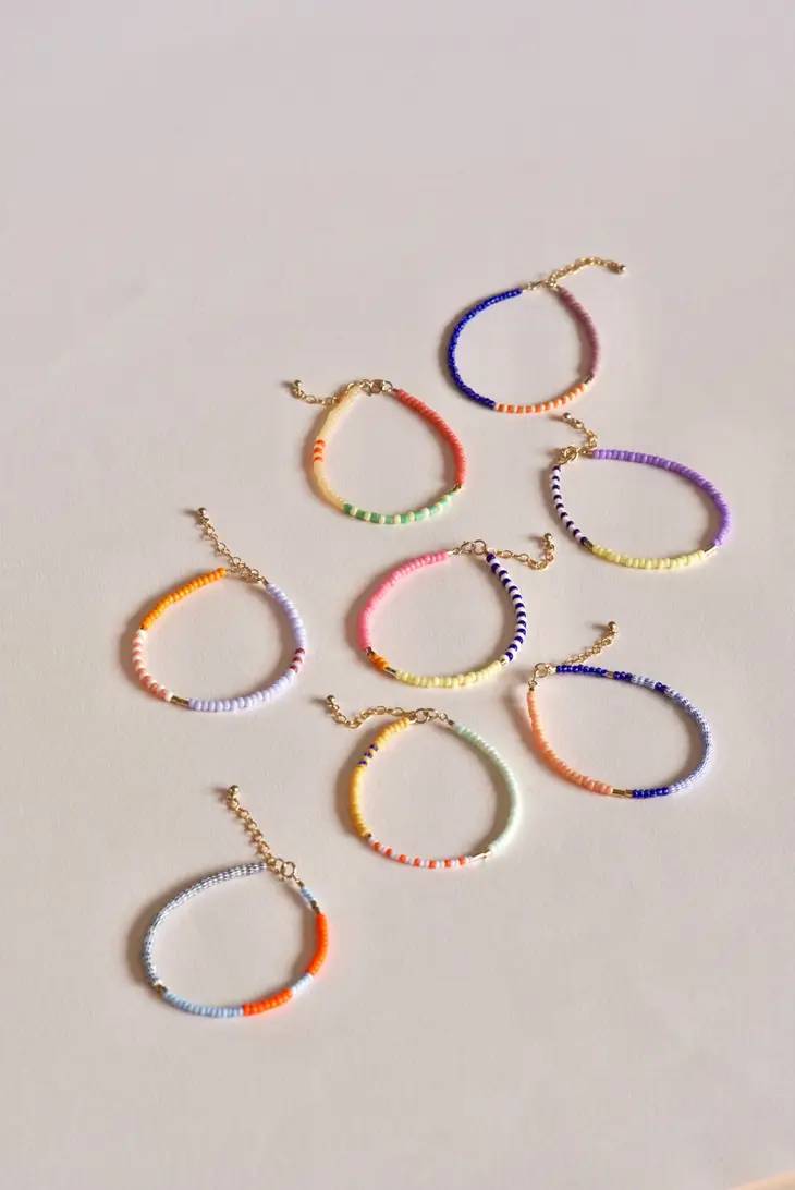 Lente Armband aus Glasperlen Lilac - Lemon - Navy dashed