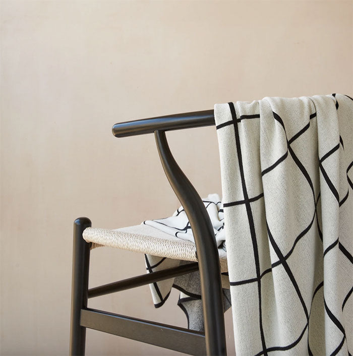 Decke Grid Mono Black