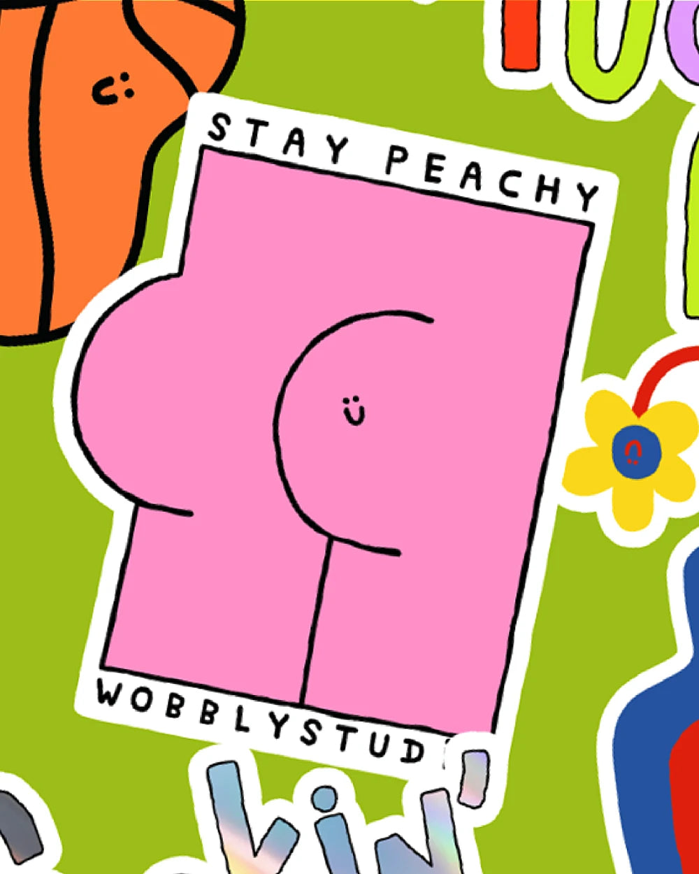 Stay Peachy Sticker von Marie Chanteur für Wobbly Studio, mit abstrakter Pfirsich-Illustration, Gesicht und Schriftzug, umgeben von spielerischen Stickern wie einem Basketball und einer Blume.