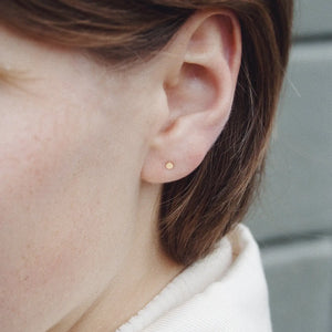 Punkt Ohrstecker Gold
