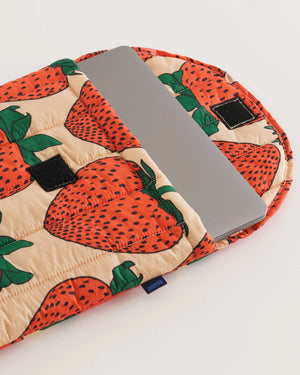 Baggu Puffy Laptop Sleeve 16" Strawberry