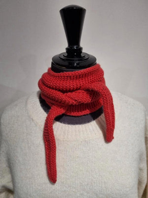 Sophie Schal Red