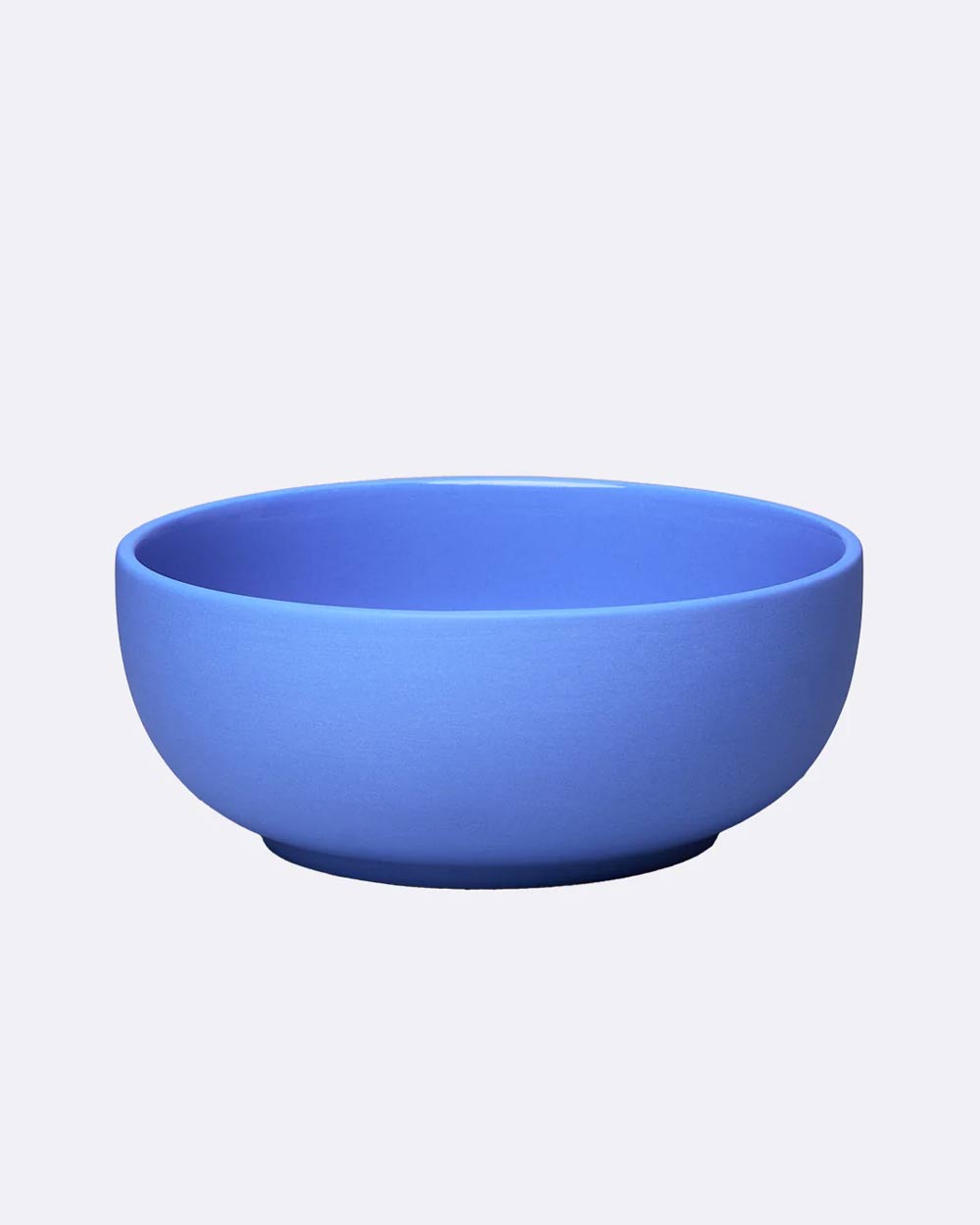 Chic.Mic Good Mood Schale Summer Sky, eine 650 ml blaue Porzellanschale, perfekt für Müsli oder Suppen, mit intensiver, langlebiger Farbtiefe.