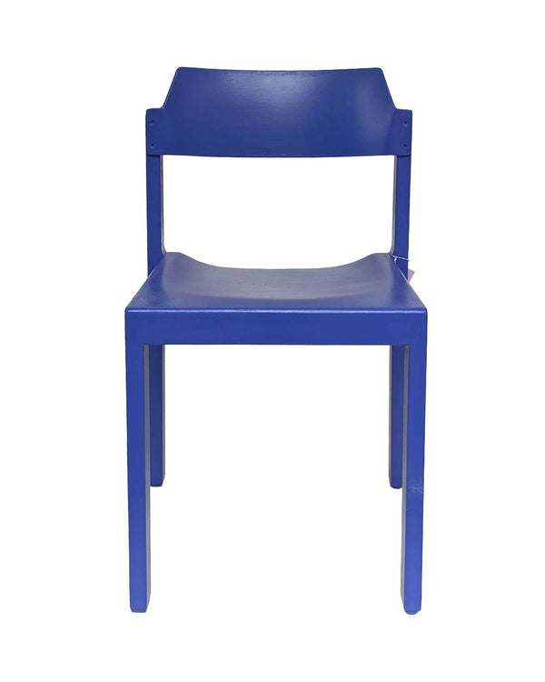Chairity by Human Empire – Stuhl #36 – Ultramarinblau