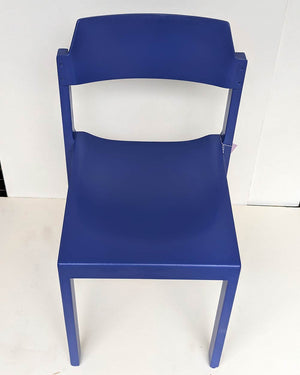 Chairity by Human Empire – Stuhl #37 – Ultramarinblau