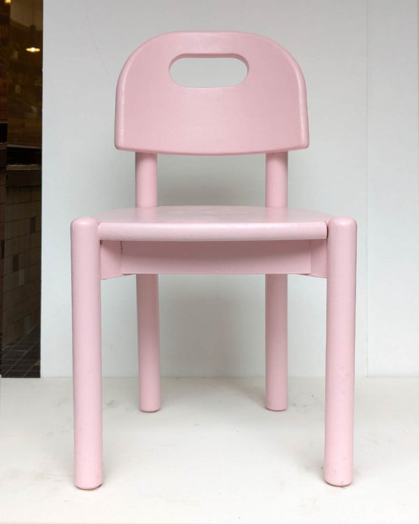 Chairity by Human Empire – Stuhl #46 – Rosa