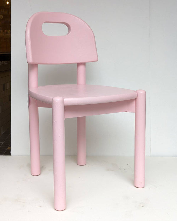 Chairity by Human Empire – Stuhl #46 – Rosa