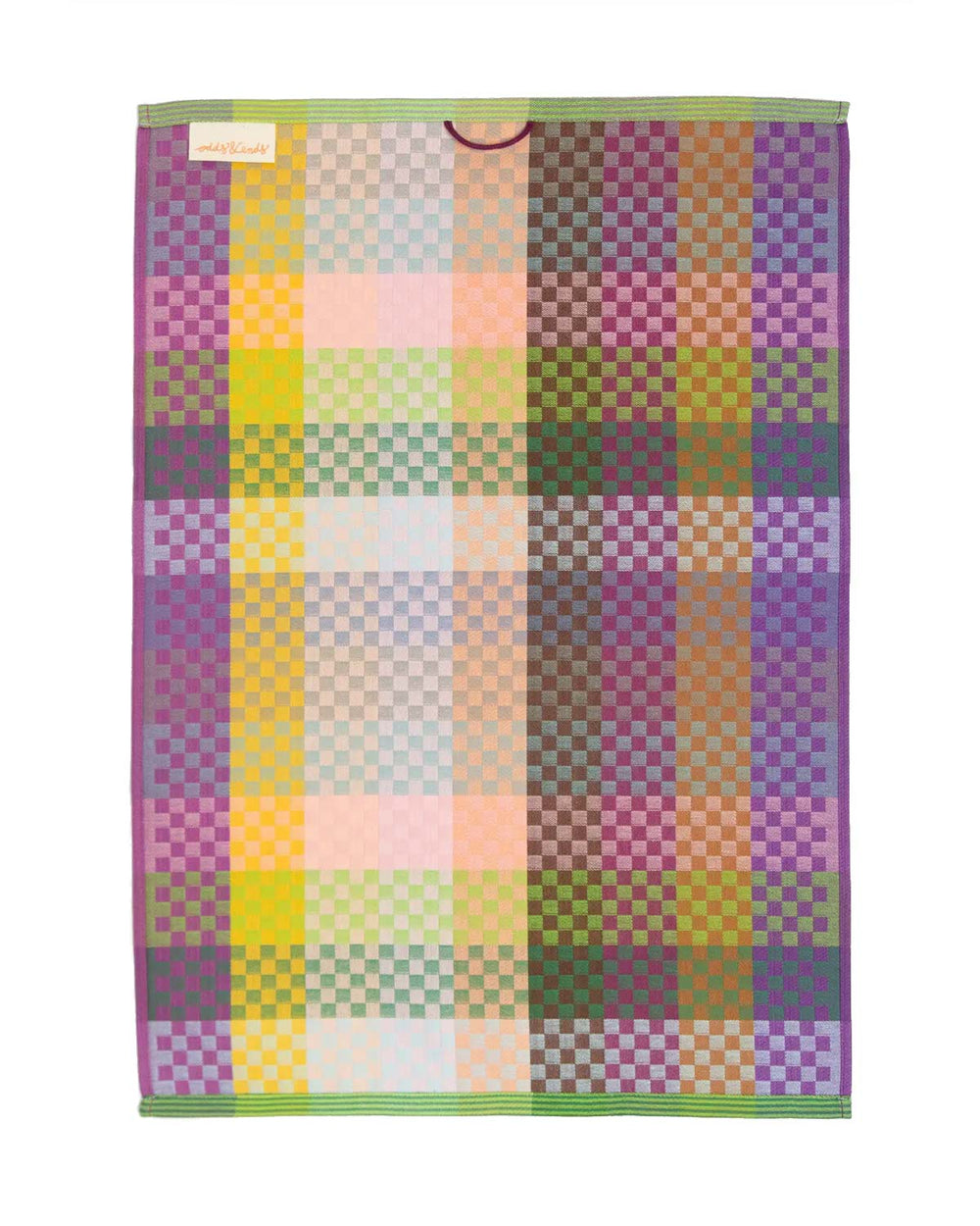 Odds & Ends Geschirrtuch #86B Checkered Check, ein rechteckiges, gewebtes Tuch mit Karomuster in vertikalen Bändern, gefertigt aus 100% Baumwolle, inklusive Aufhängeetikett.