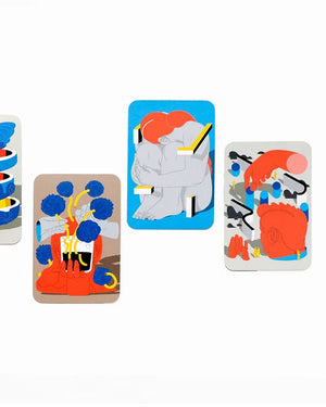 Wer bist Du? - Ein wissenschaftsbasiertes Persönlichkeitsspiel mit surrealen Illustrationen auf Karten, basierend auf dem Fünf-Faktoren-Modell zur Erkundung persönlicher Entscheidungen.