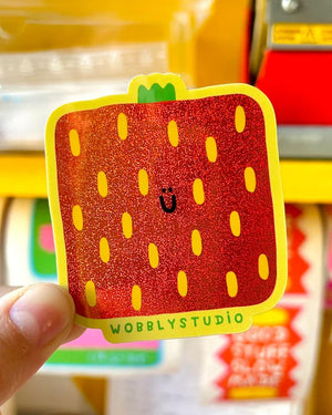 Aufkleber Sticker Erdbeere Wobbly Studio Rot Gelber Rand