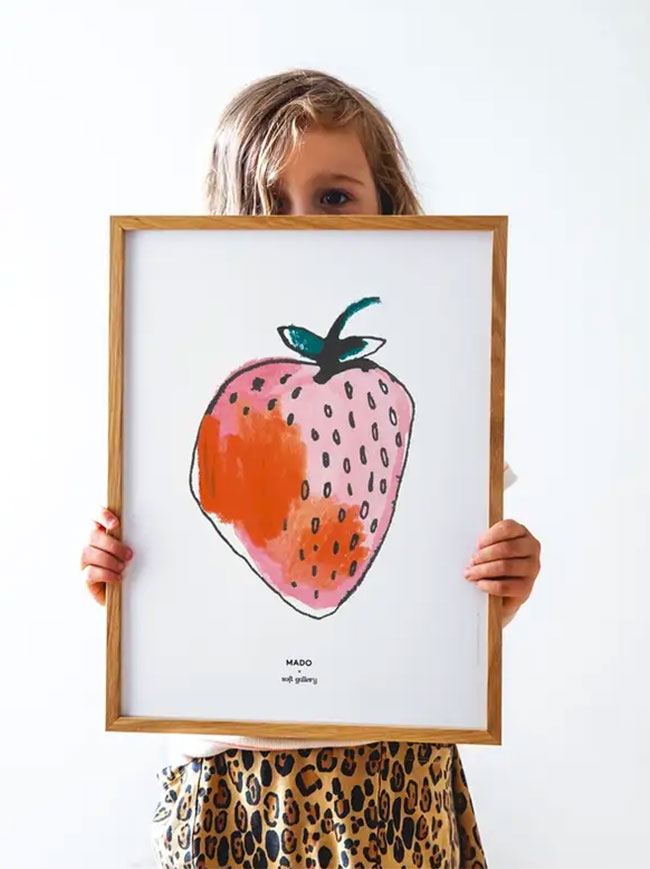 Strawberry Print (30x40cm)